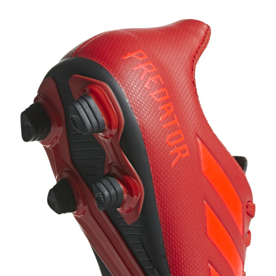 Buty piłkarskie adidas Predator 19.4 FxG - obrazek 12