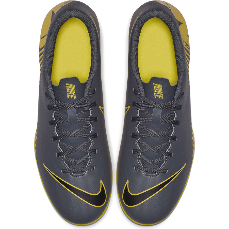 Buty piłkarskie Nike Mercurial Vapor 12 Club MG - obrazek 18