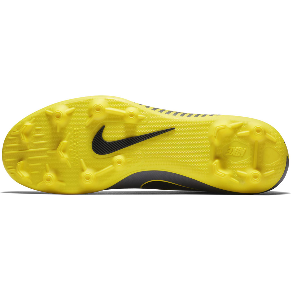Buty piłkarskie Nike Mercurial Vapor 12 Club MG - obrazek 19