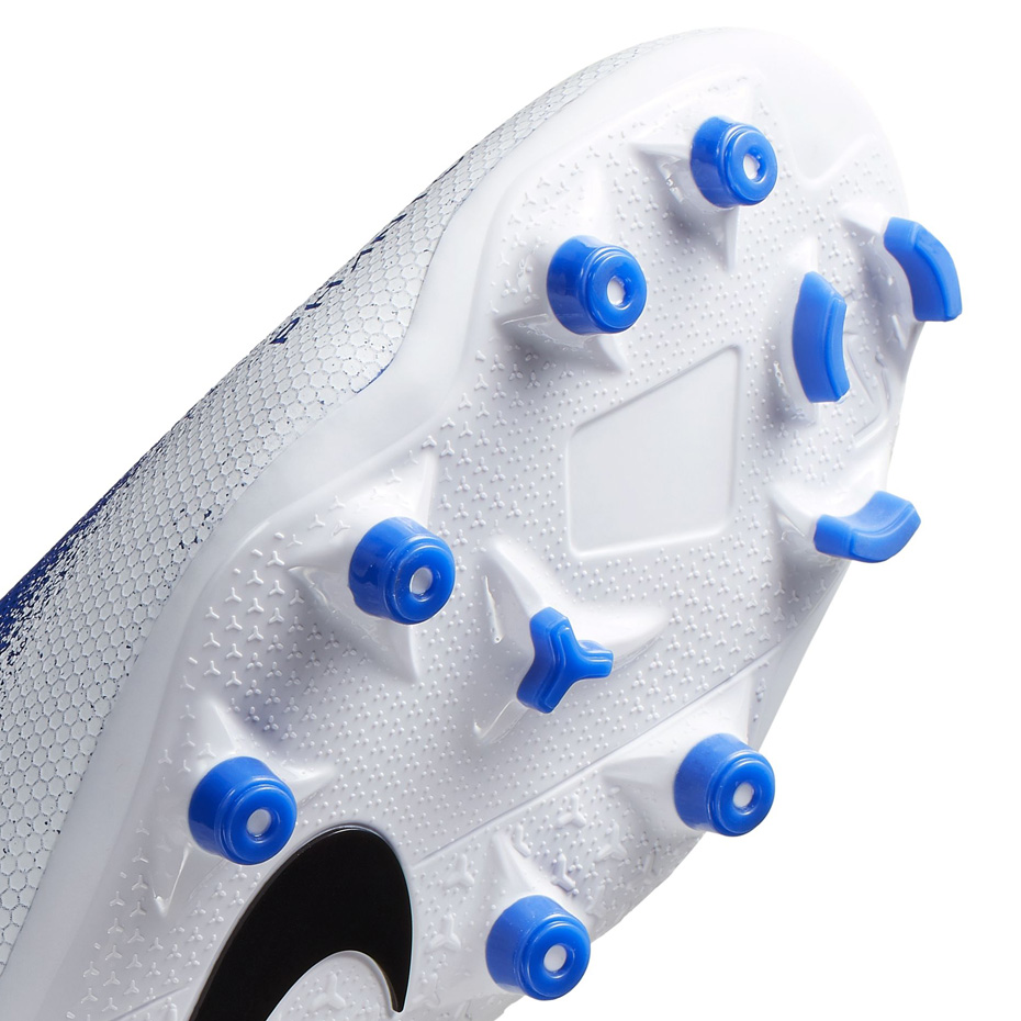 Buty piłkarskie Nike Phantom VSN Academy DF FG/MG - obrazek 34