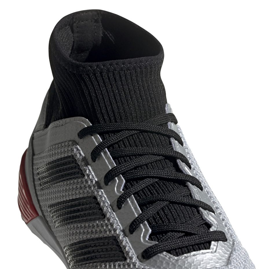 Buty piłkarskie adidas Predator 19.3 IN srebrne - obrazek 4