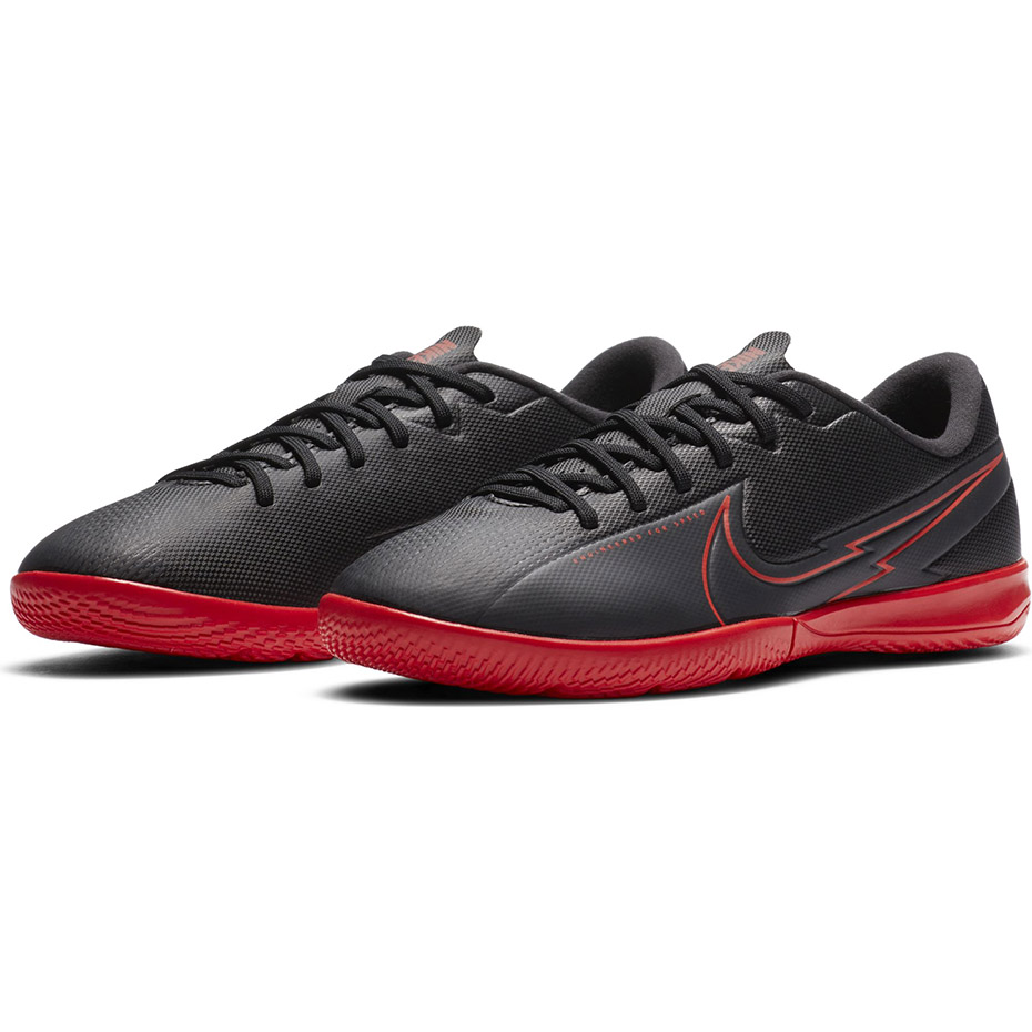 Buty piłkarskie Nike Mercurial Vapor 13 Academy IC JUNIOR - obrazek 25