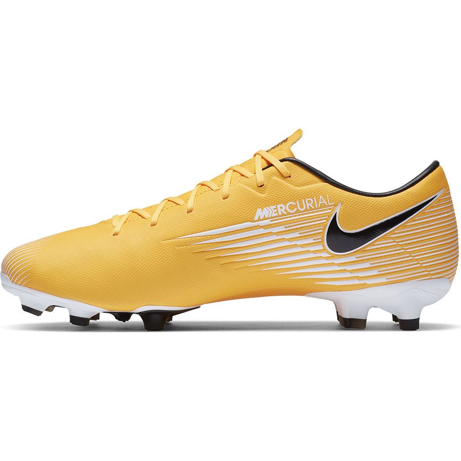 Buty piłkarskie Nike Mercurial Vapor 13 Academy FG/MG - obrazek 21