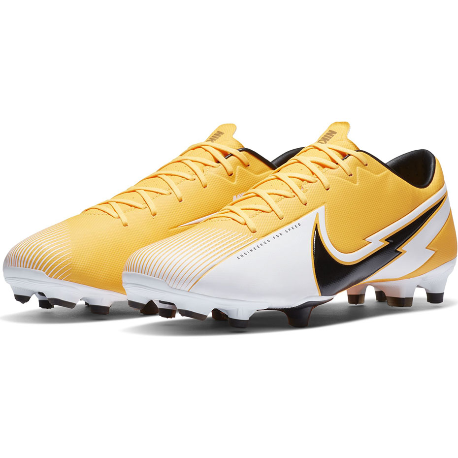 Buty piłkarskie Nike Mercurial Vapor 13 Academy FG/MG - obrazek 22