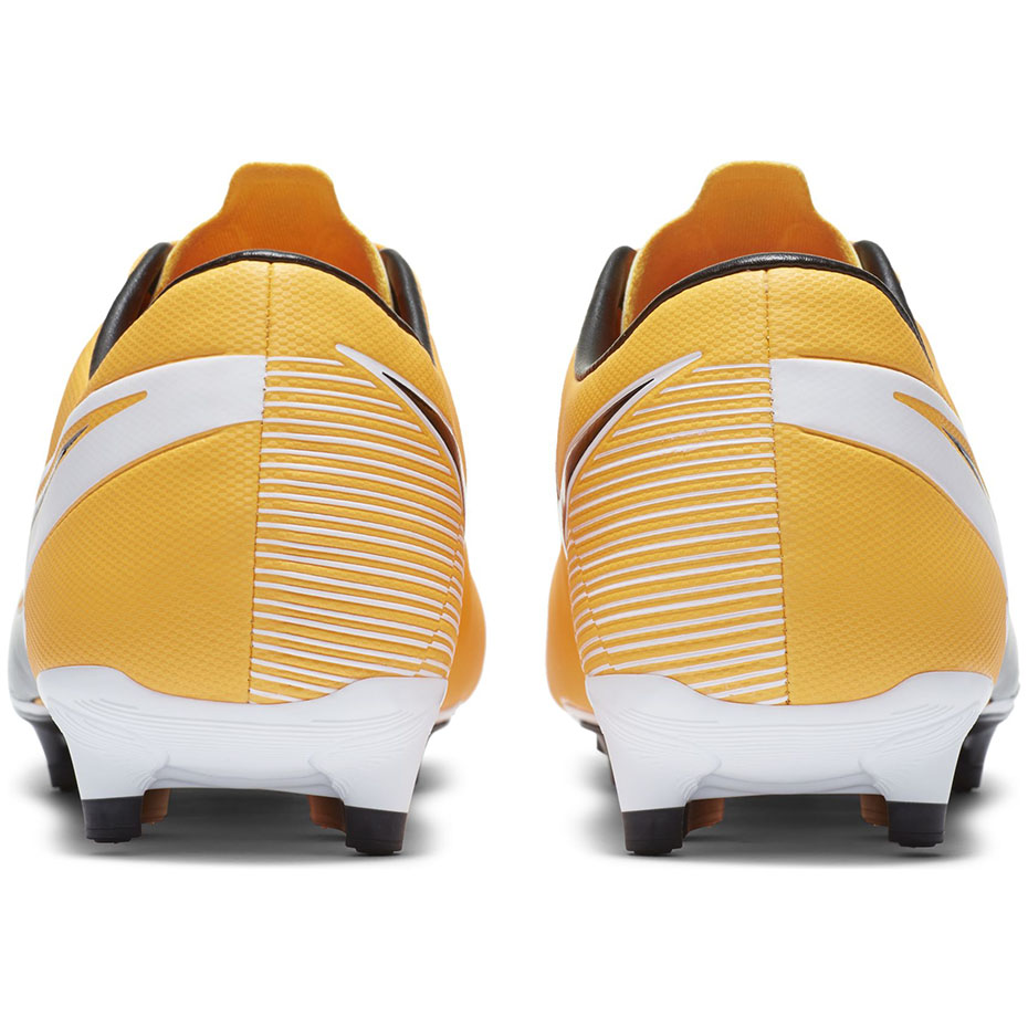 Buty piłkarskie Nike Mercurial Vapor 13 Academy FG/MG - obrazek 23