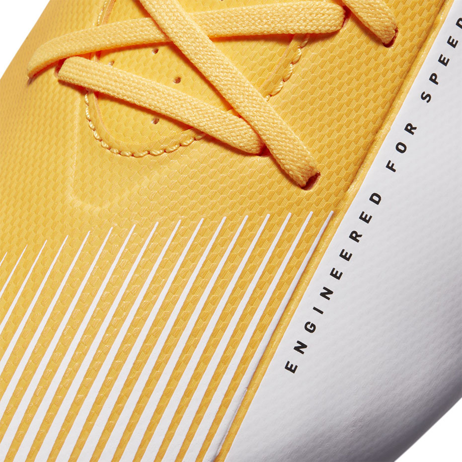 Buty piłkarskie Nike Mercurial Vapor 13 Academy FG/MG - obrazek 24
