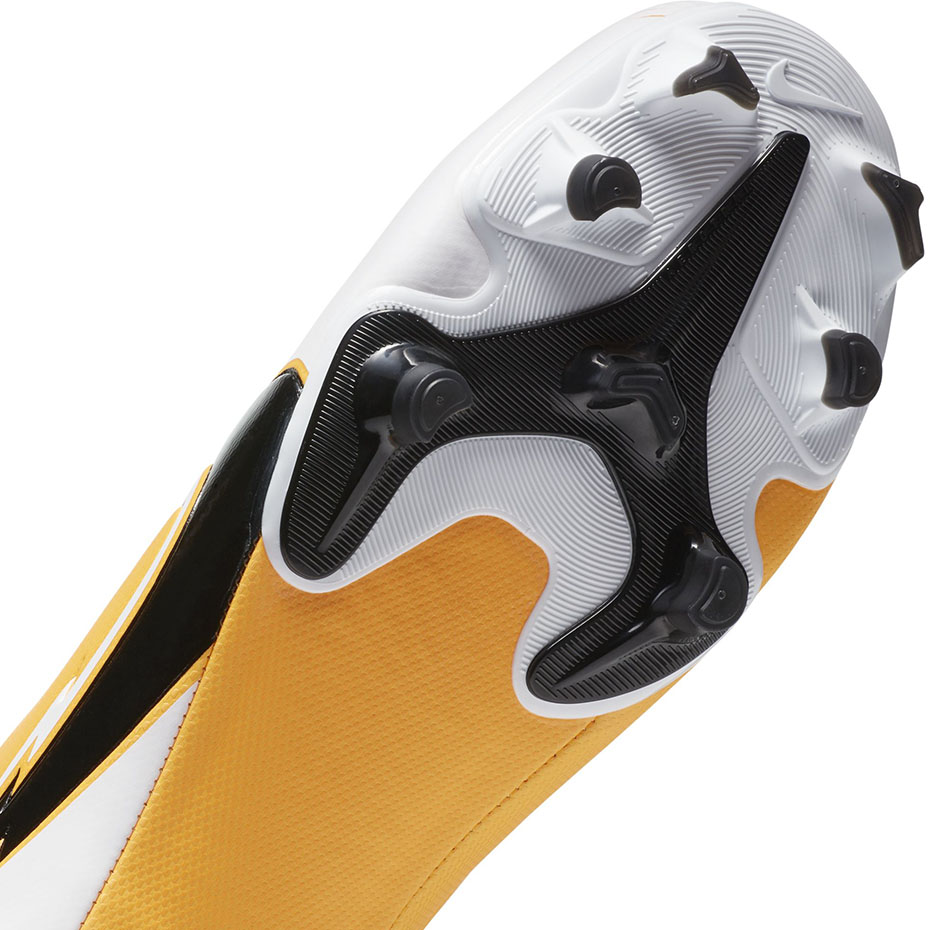 Buty piłkarskie Nike Mercurial Vapor 13 Academy FG/MG - obrazek 26