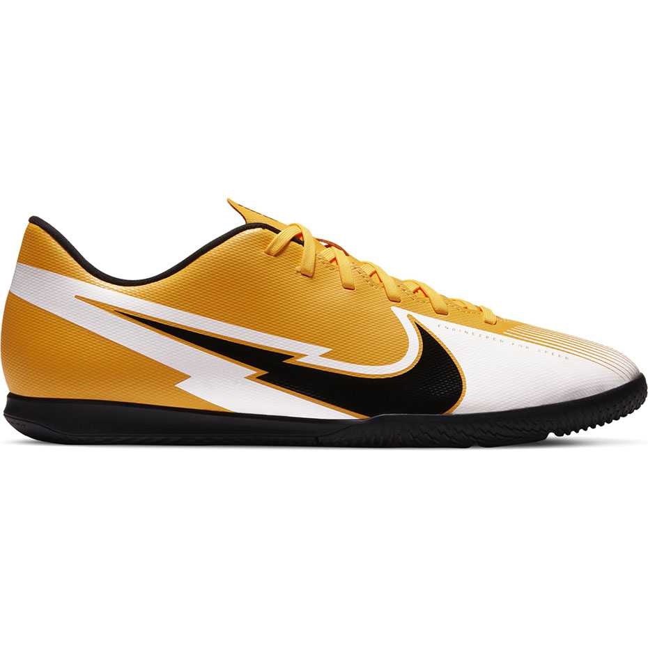 Buty piłkarskie Nike Mercurial Vapor 13 Club IC - obrazek 23