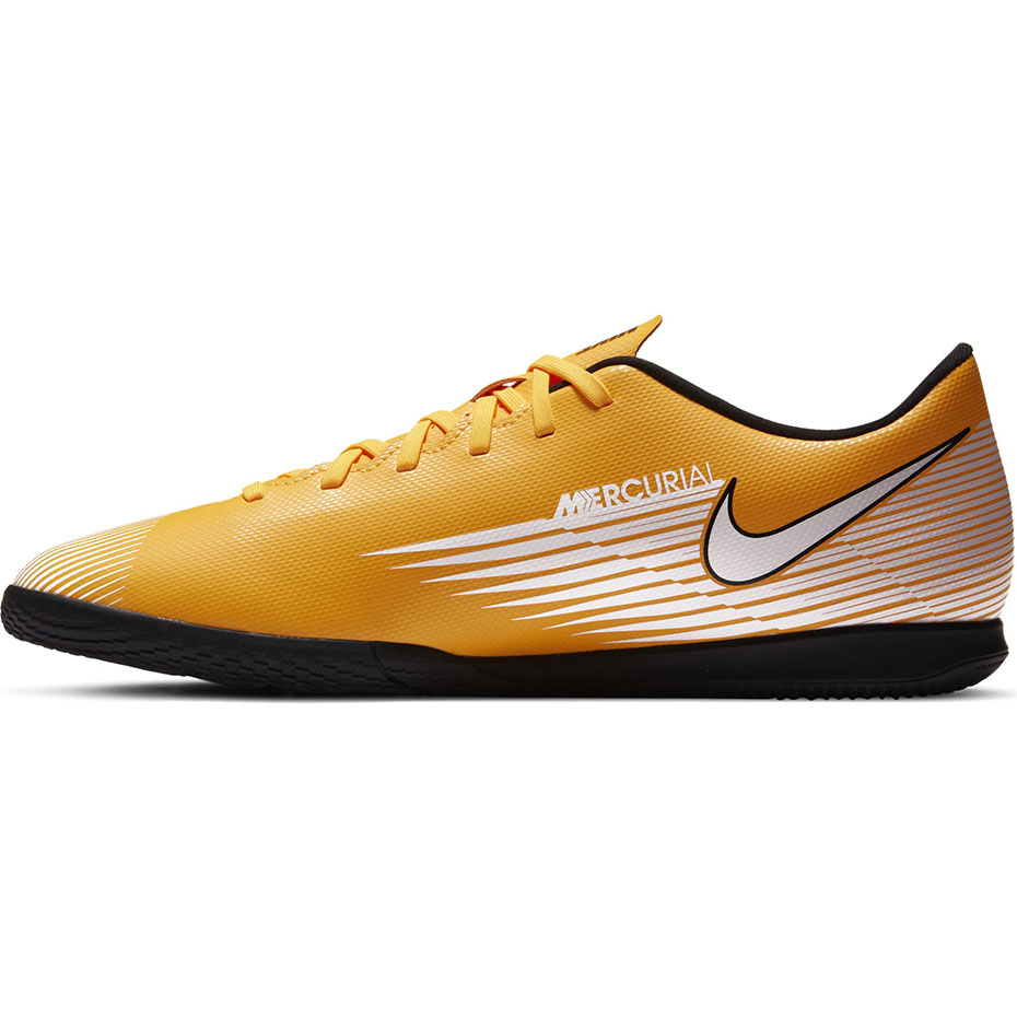 Buty piłkarskie Nike Mercurial Vapor 13 Club IC - obrazek 25