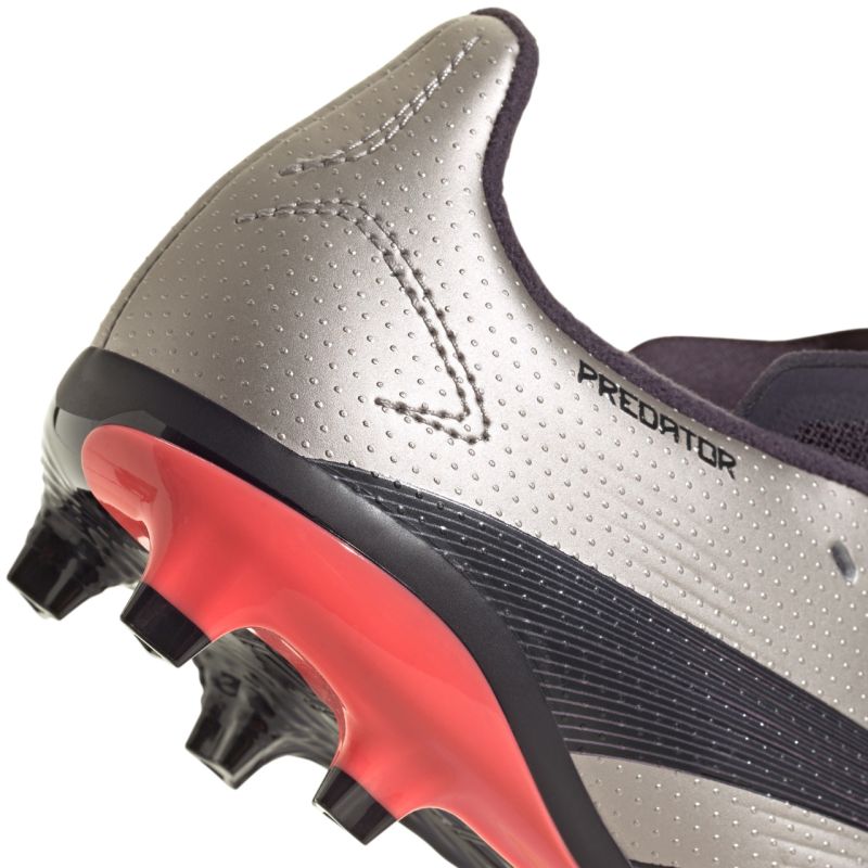 Buty piłkarskie adidas Predator League LL FG Jr - obrazek 16